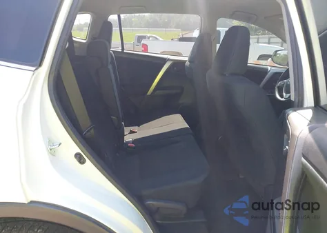 2017 Toyota Rav4 Le из США, поврежденный, VIN JTMZFREV2HJ719383